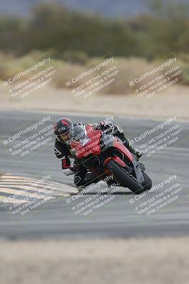 media/Sep-21-2025-Race Pace (Sun) [[98bf33ef95]]/Verified/10-Turn 10 (1150am)/